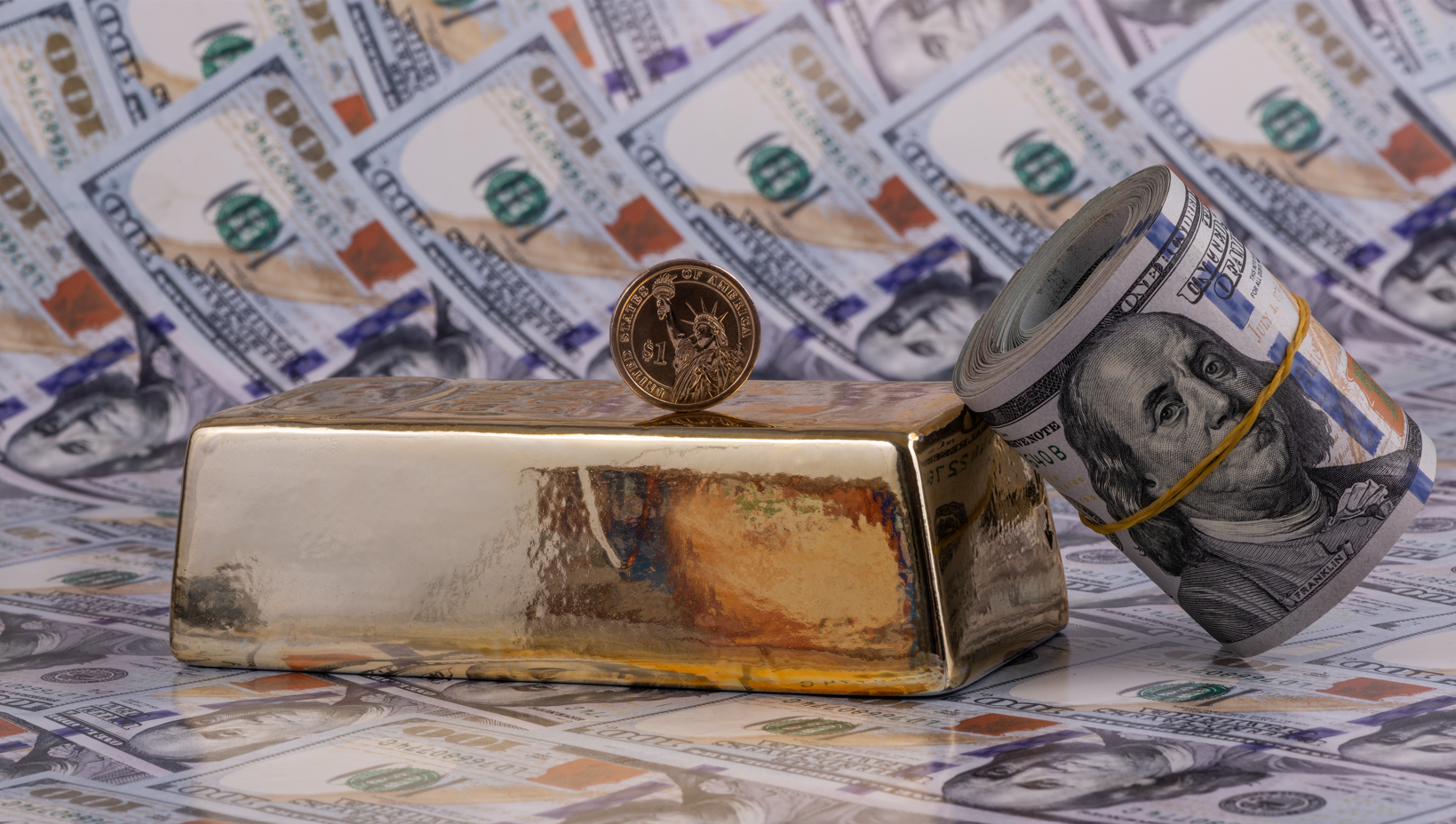 Powell piyasaların kafasını karıştırırken altın ve gümüş fiyatları neredeyse yatay seyrediyor